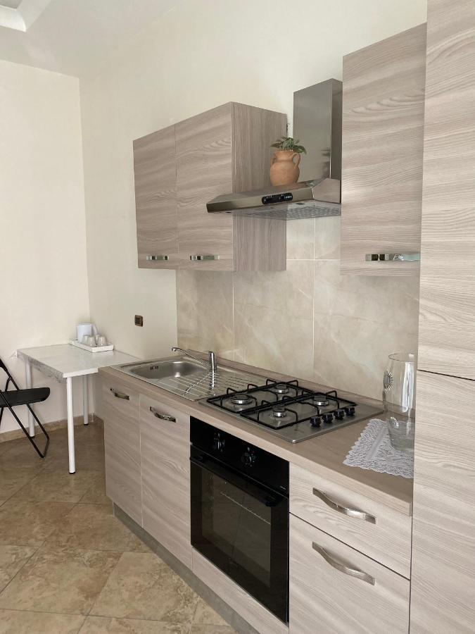 Falu Napoli Centro Camera Con Cucina E Bagno Privato Hotel Exterior photo